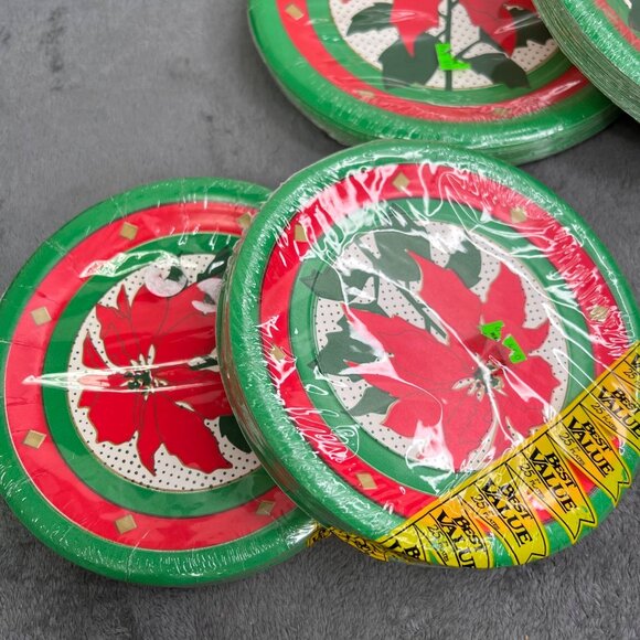 Vintage Christmas Plates Napkin Party Lot 230 pc Poinsettia Coated Red Green NIP - Picture 8 of 11
